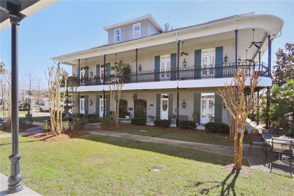 918 Village Walk Place - Photo 1