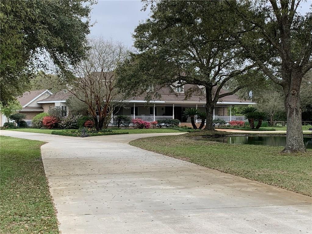 111 Kimball Drive - Photo 1