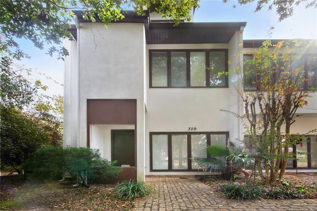 329 Jackson Avenue - Photo 1