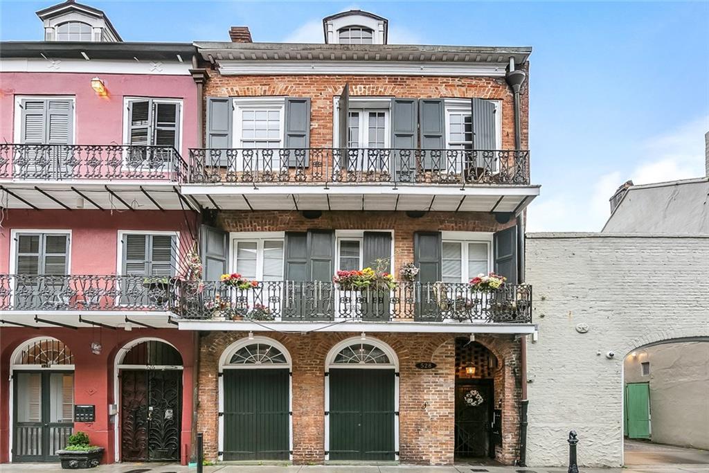 528 Dumaine Street - Photo 1