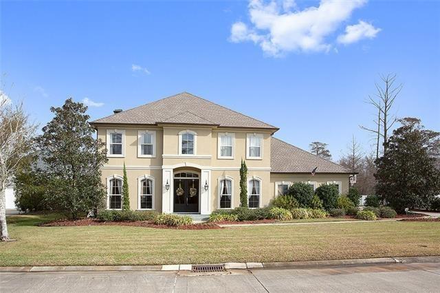 203 Forest Oaks Drive - Photo 1