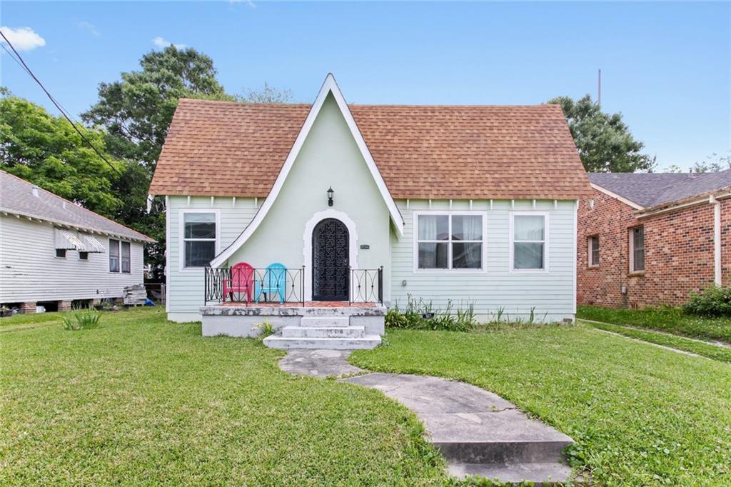 4605 Marigny Street - Photo 1