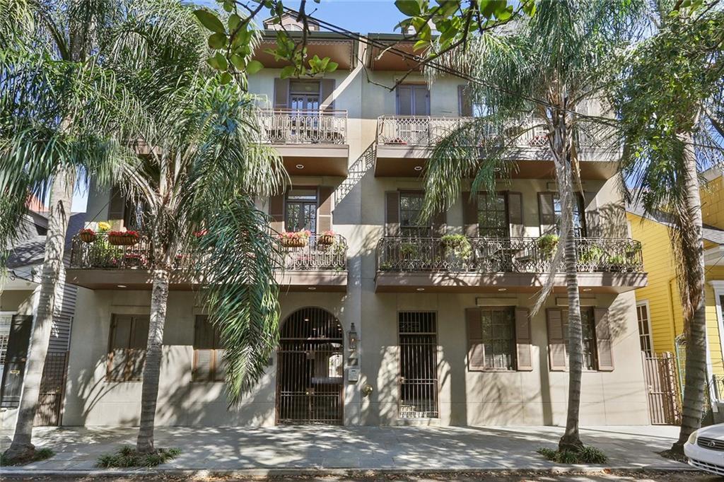 1029 Esplanade Avenue - Photo 1