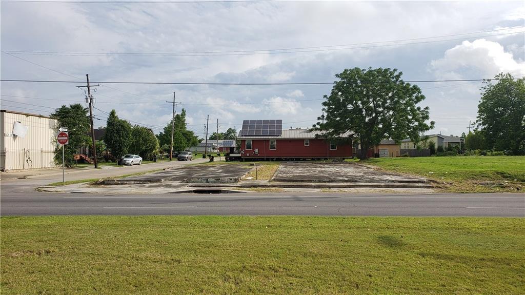 5007 N. Claiborne Avenue - Photo 1