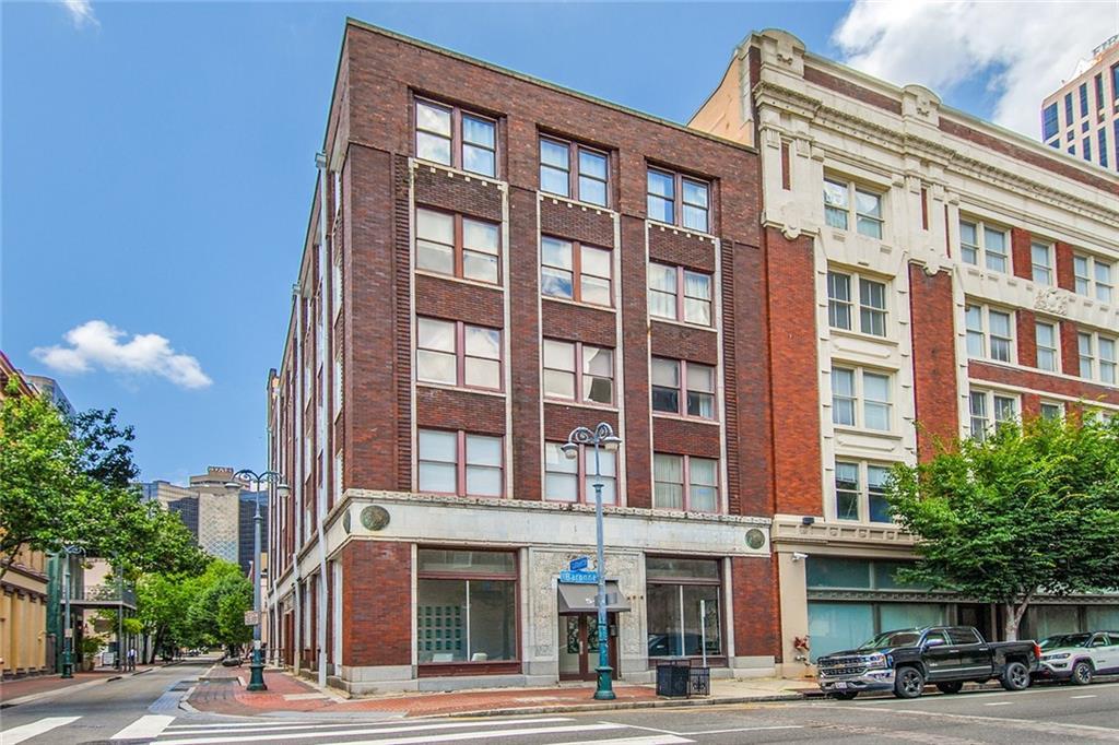 909 Lafayette Street - Photo 1