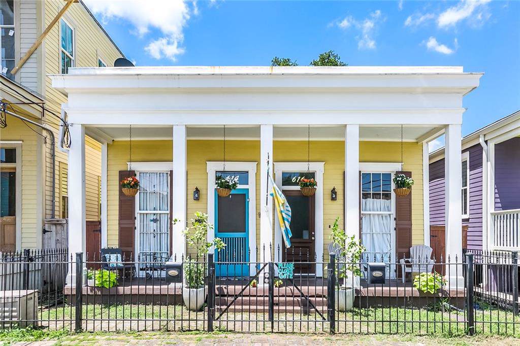 614 Soraparu Street - Photo 1