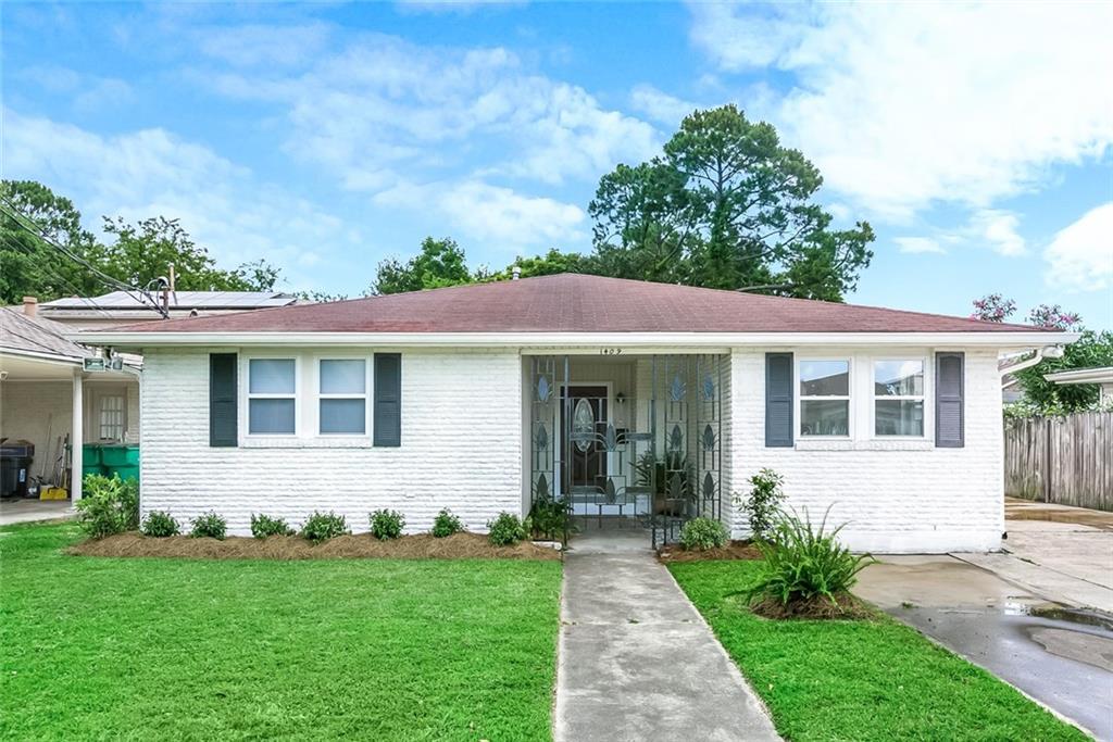 1409 Feronia Street - Photo 1