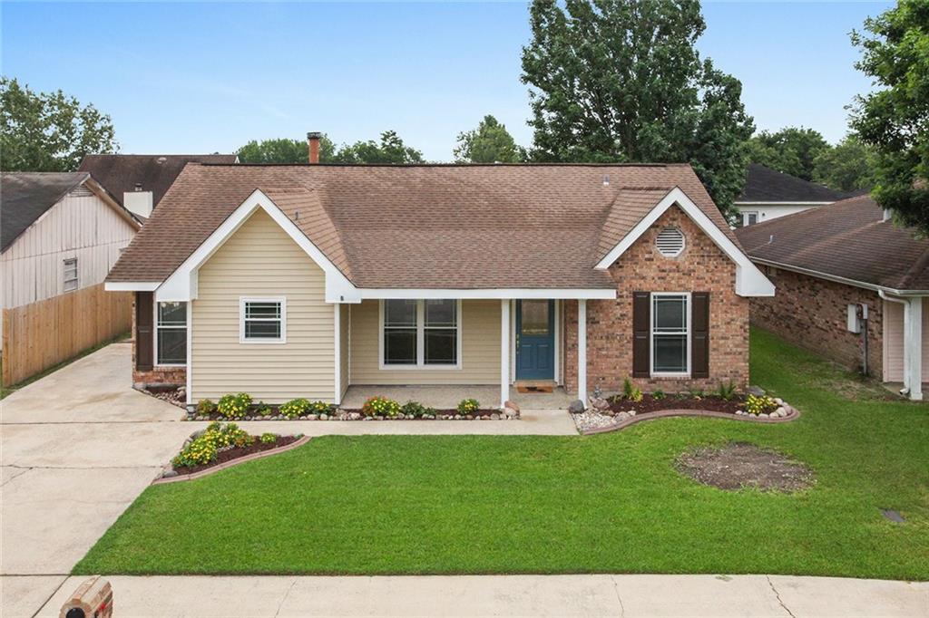 449 Longview Drive - Photo 1