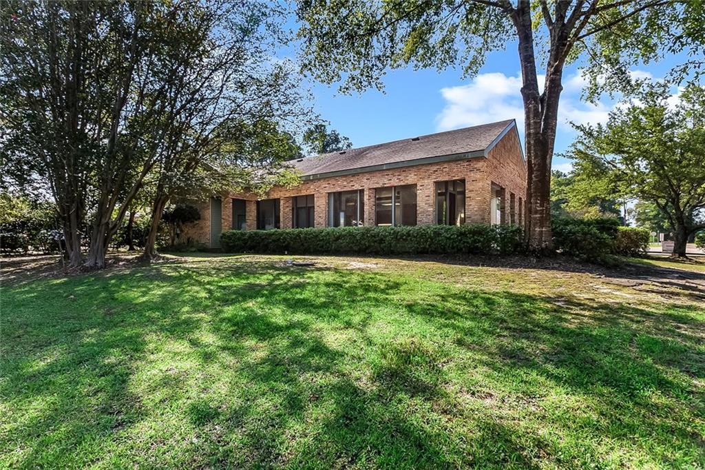 71234 Hendry Street - Photo 1
