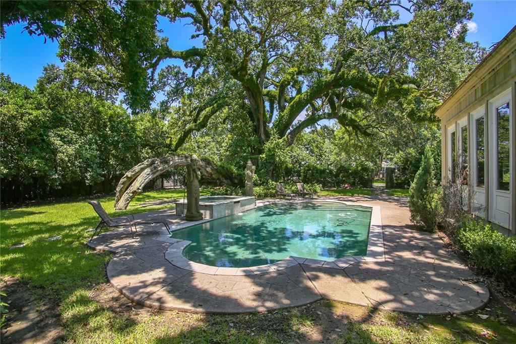 116 Bourgeois Court - Photo 1