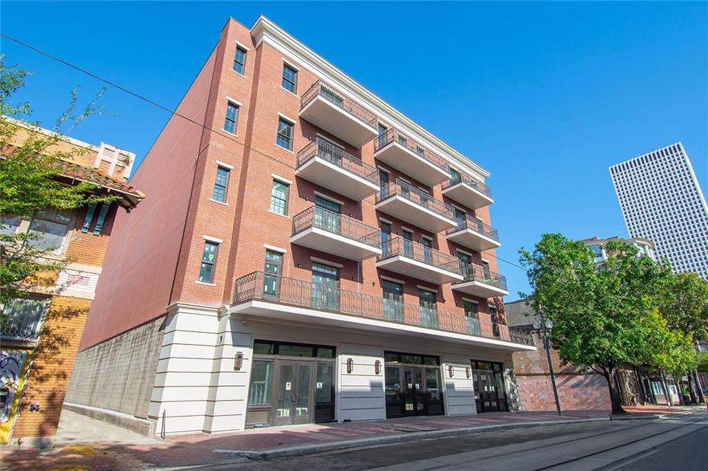 731 St Charles Avenue - Photo 1