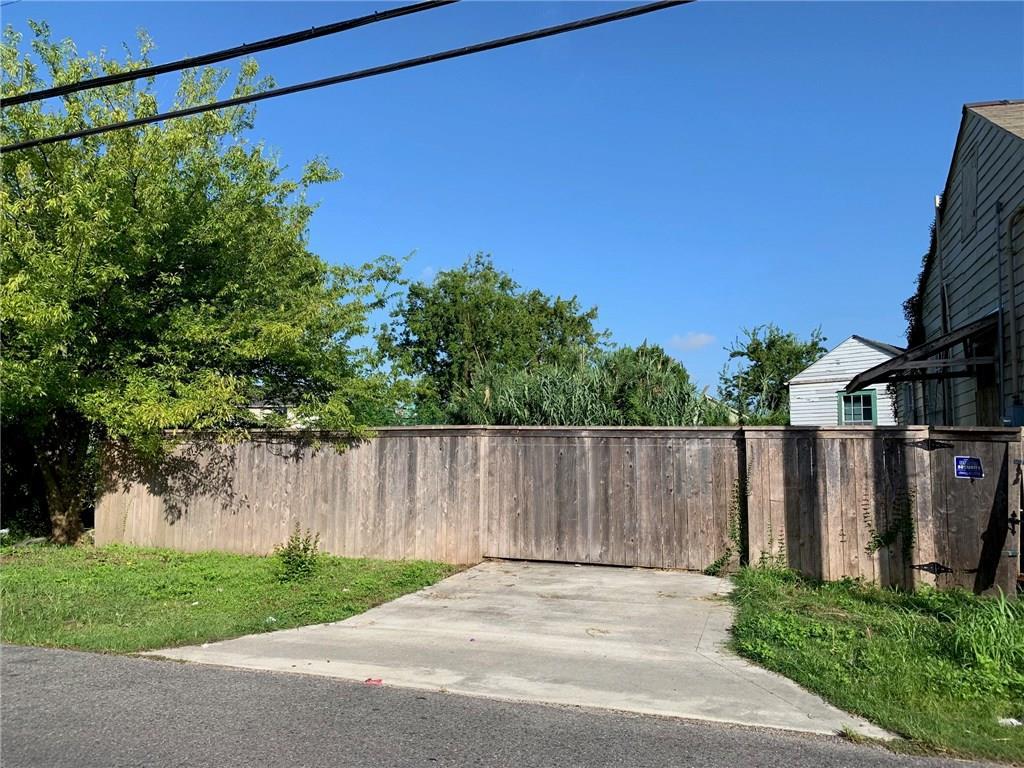 1529 Villere Street - Photo 1