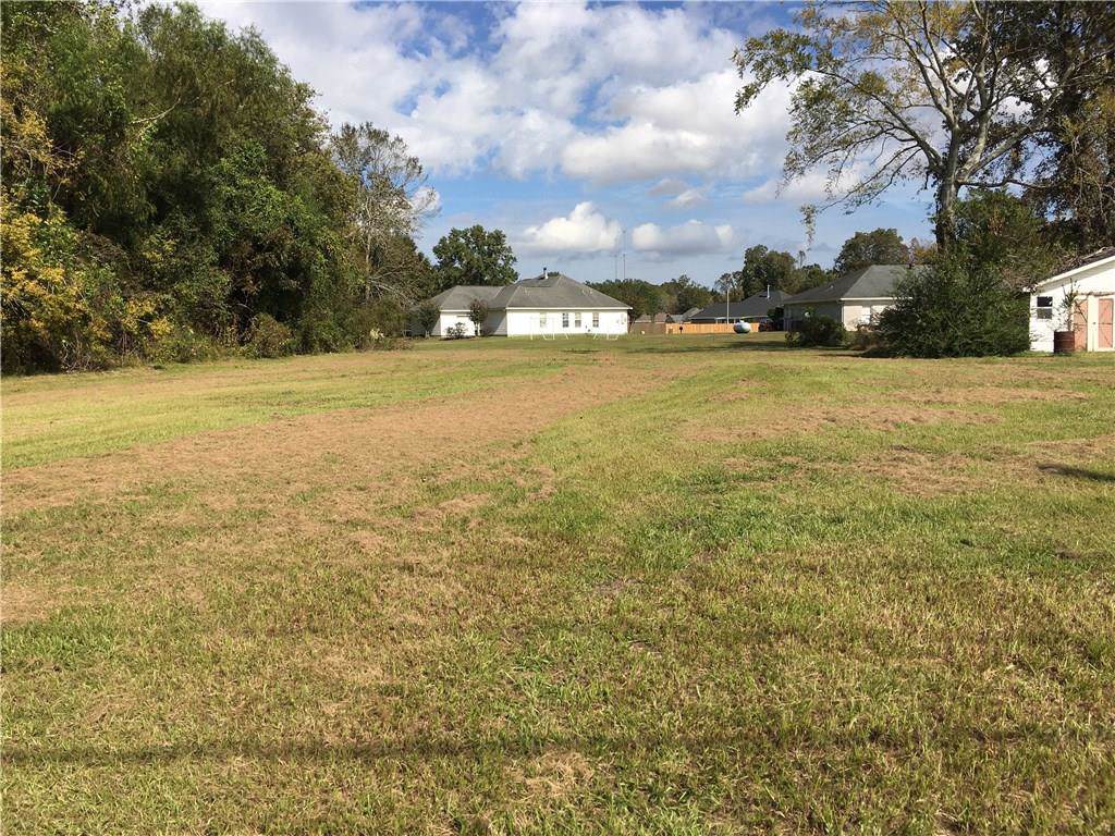 0 Oak Park Boulevard - Photo 1