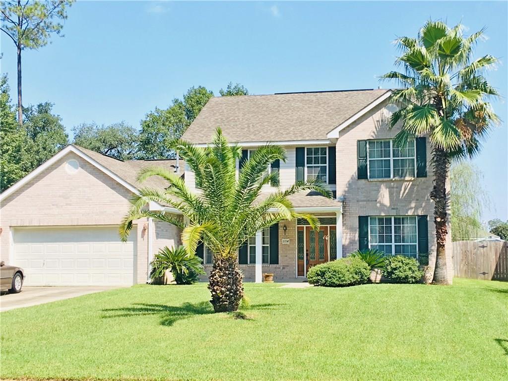 1114 Belair Boulevard - Photo 1