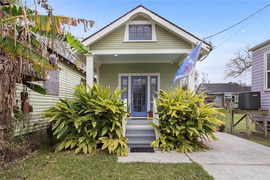 617 Forstall Street - Photo 1