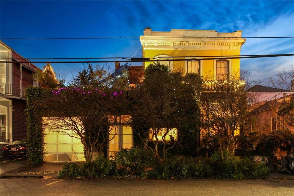 1223 Baronne Street - Photo 1