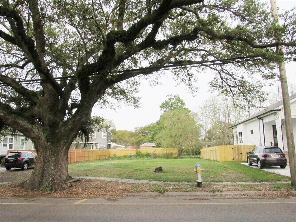 4519 Paris Avenue - Photo 1