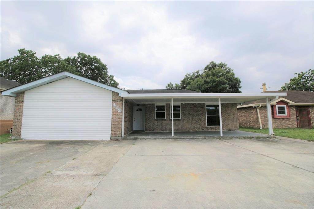 422 Holmes Boulevard - Photo 1 422 Holmes Boulevard - Photo 1