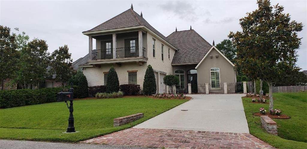 610 Pelican Crest - Photo 1