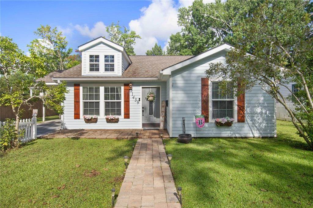 1439 8TH Street - Photo 1