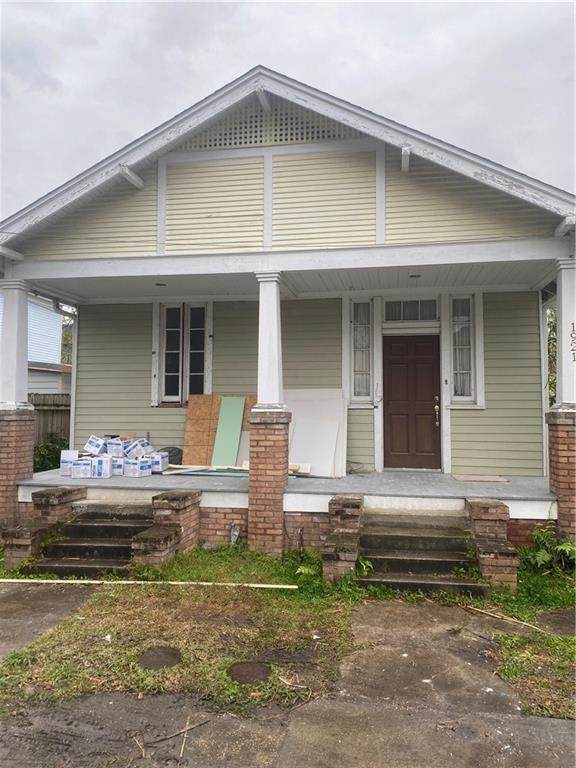 1921 Cambronne Street - Photo 1