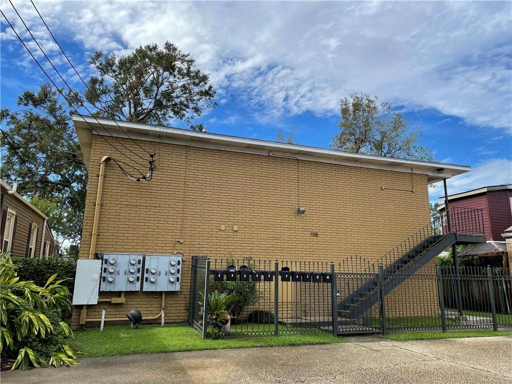 1118 Monroe Street - Photo 1