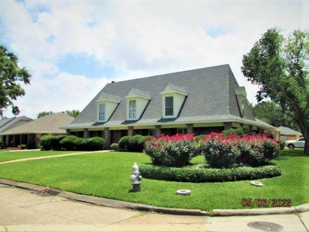 83 Chateau Rothchild Drive - Photo 1