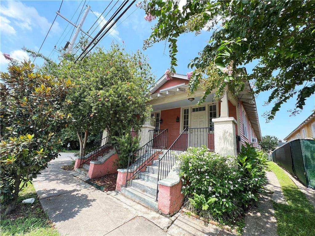 8637 Claiborne Avenue - Photo 1