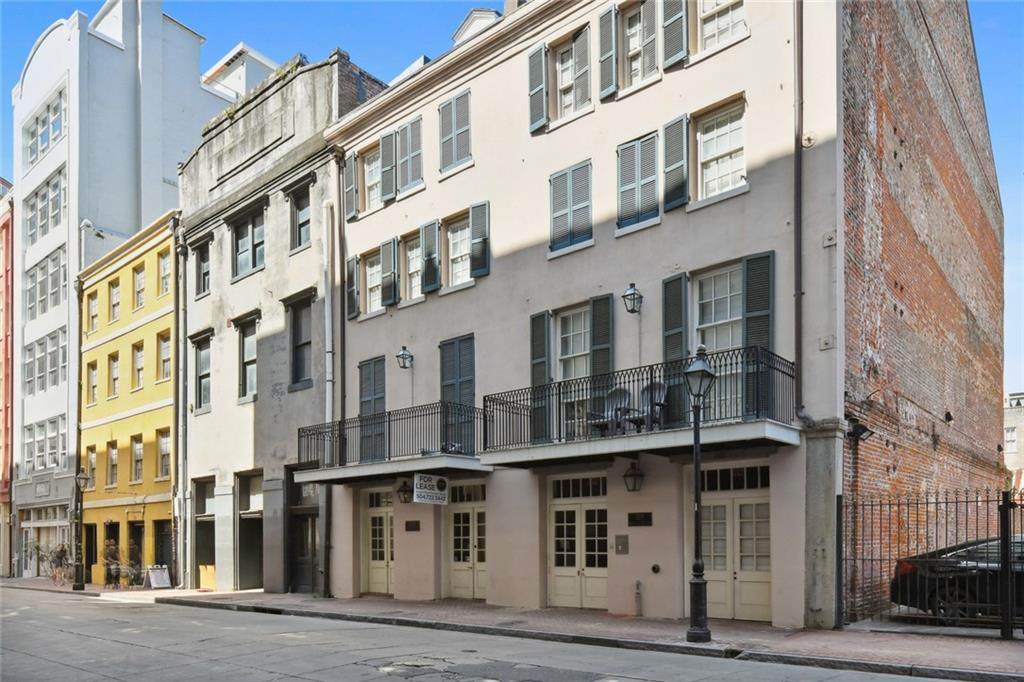 519 Iberville Street - Photo 1