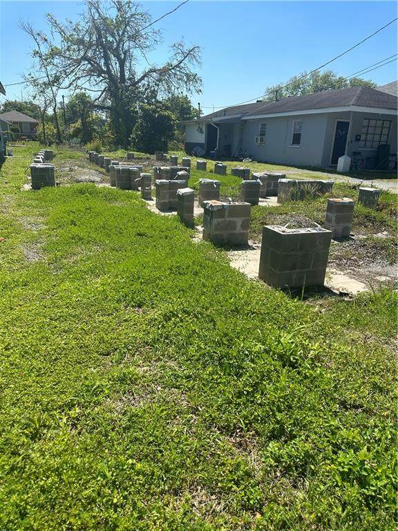 938 11TH Street - Photo 1