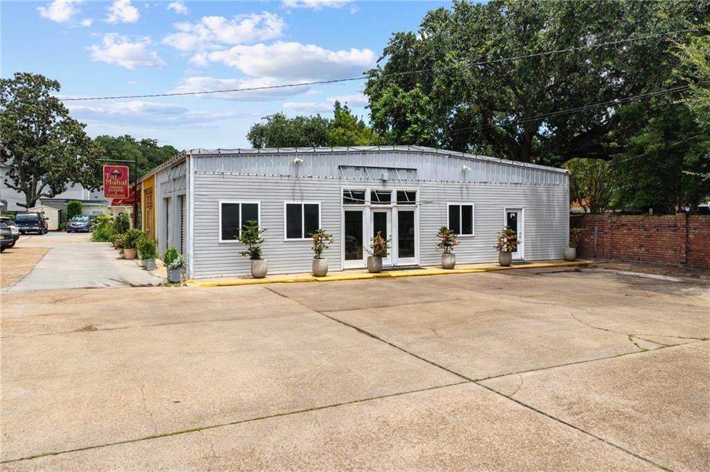 923 Metairie Road - Photo 1
