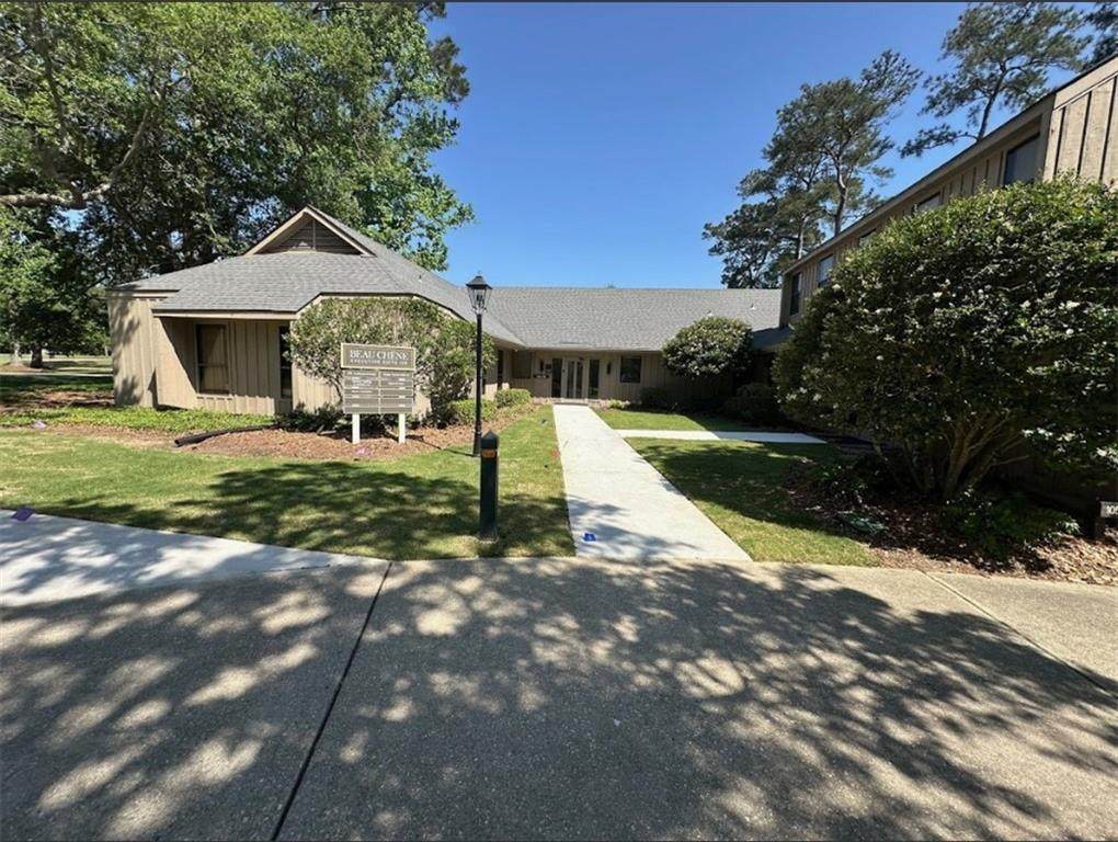 105 Beau Chene Boulevard - Photo 1