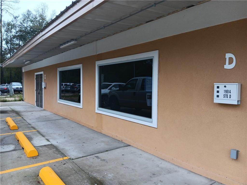 19514 Florida Boulevard - Photo 1