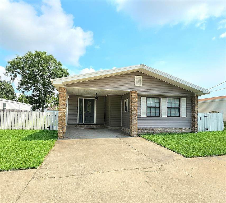 605 First Street - Photo 1