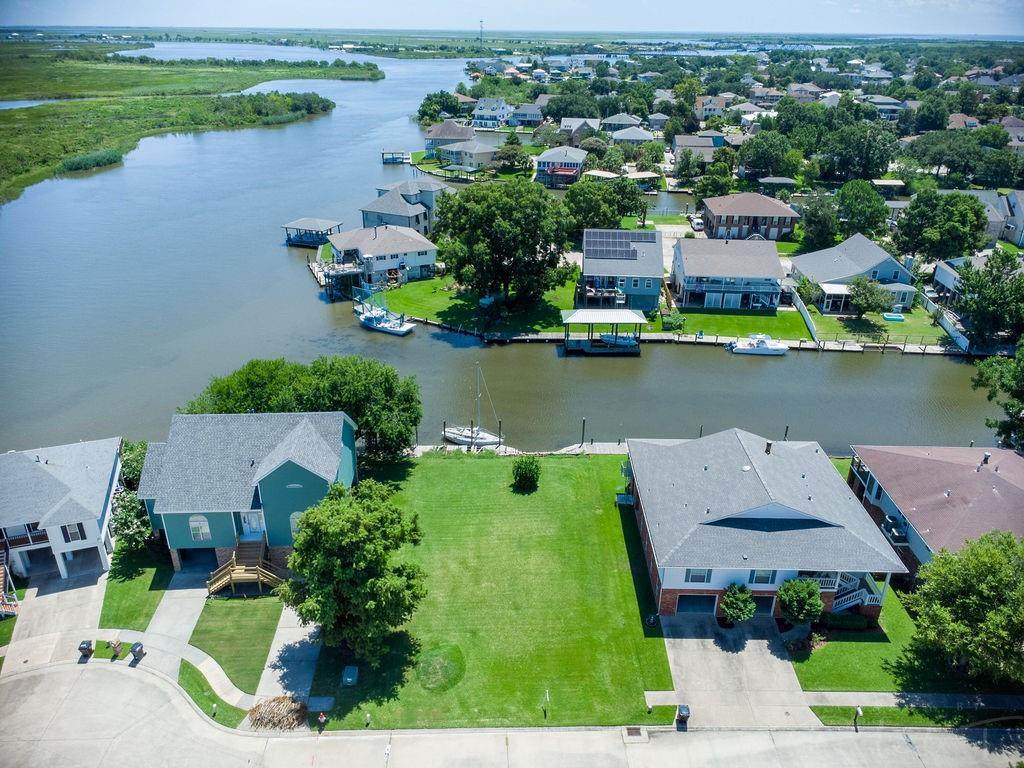 4431 Trieste Street - Photo 1