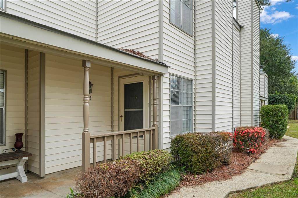 535 Cedarwood Drive - Photo 1