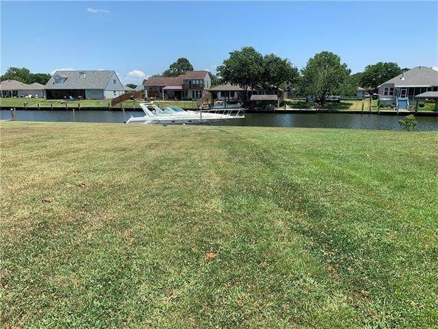 3 Oak Cove - Photo 1