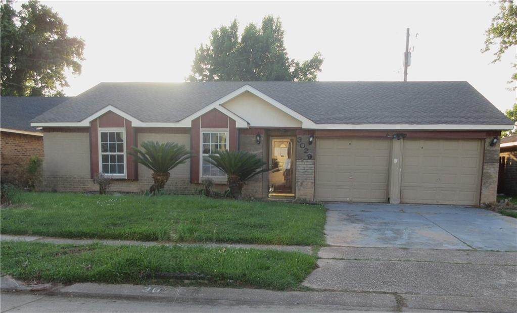 3029 Essex Drive - Photo 1