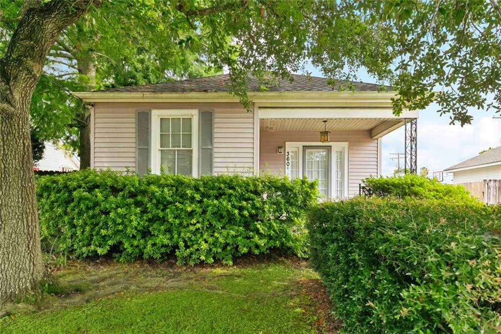 360 Vinet Avenue - Photo 1