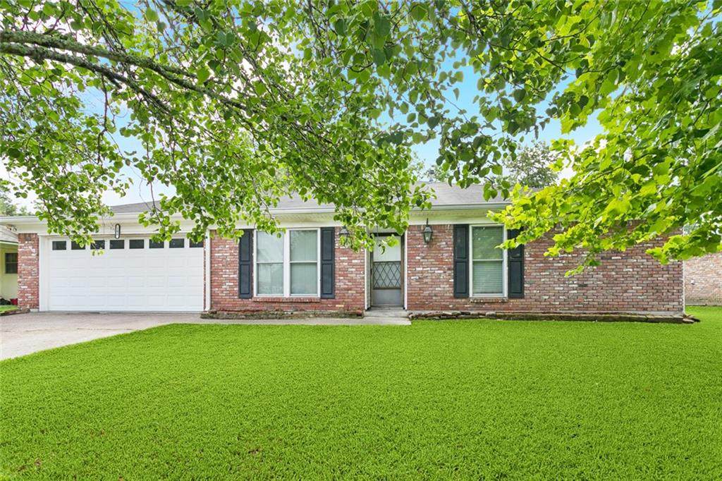 106 Matthews Drive - Photo 1