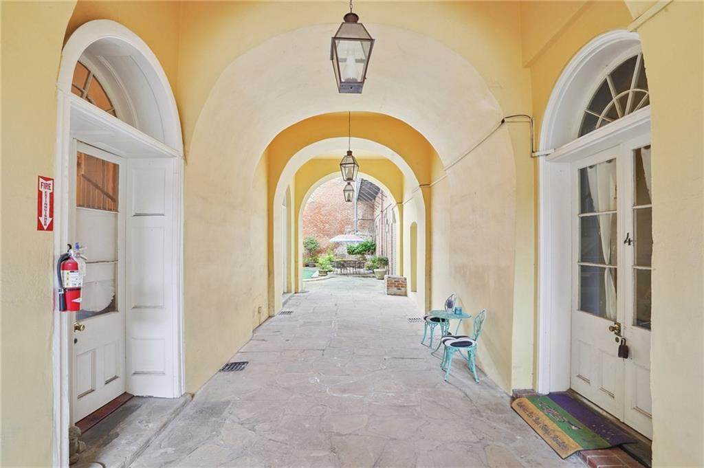 https://bt-photos.global.ssl.fastly.net/neworleans/orig_boomver_2_2508552-2.jpg