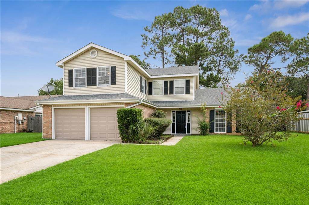 109 Silverwood Drive - Photo 1