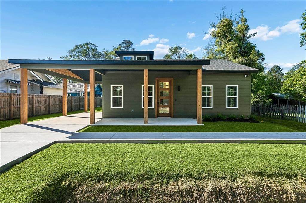 406 Iowa Avenue - Photo 1
