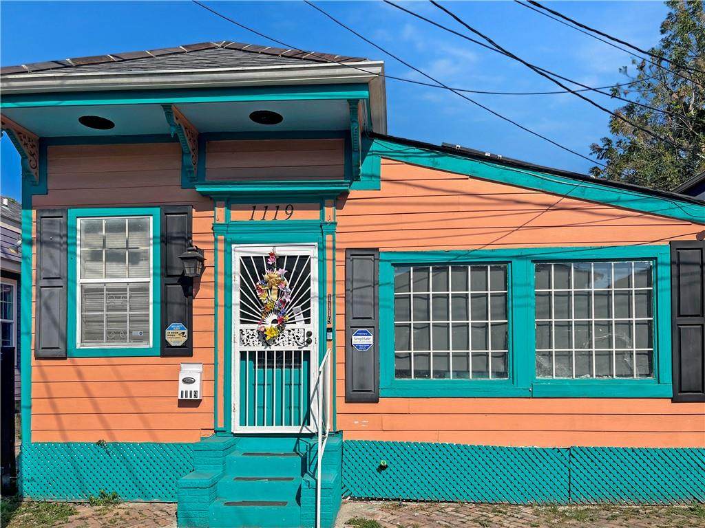 1119 Marigny Street - Photo 1