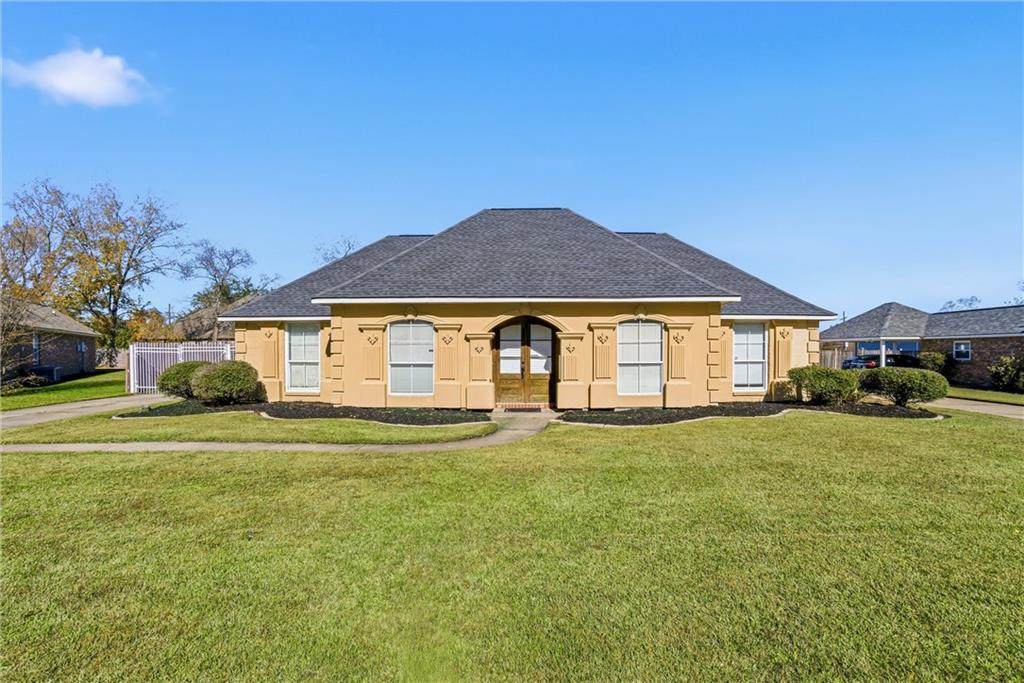 5127 Canterdale Avenue - Photo 1