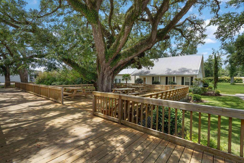 1500 J W Davis Drive - Photo 1