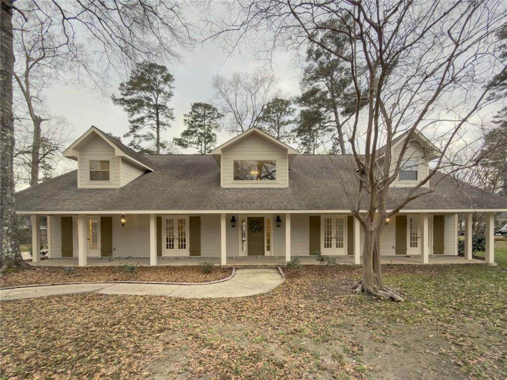 5325 Chambord Drive - Photo 1
