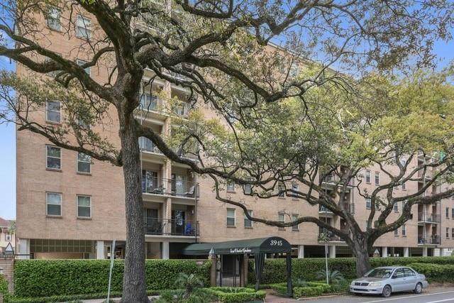 3915 St Charles Avenue - Photo 1