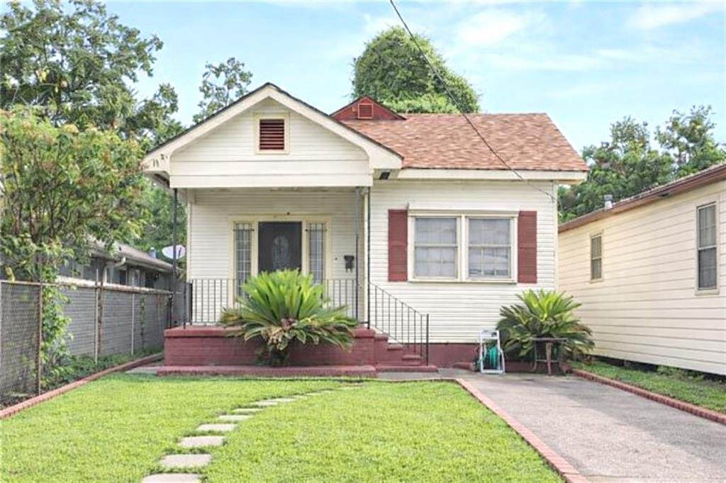 9411 Stroelitz Street - Photo 1