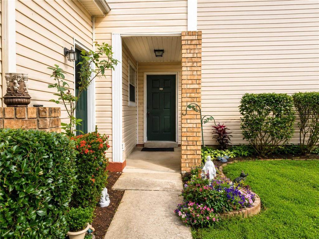 3328 Timberlane Way - Photo 1